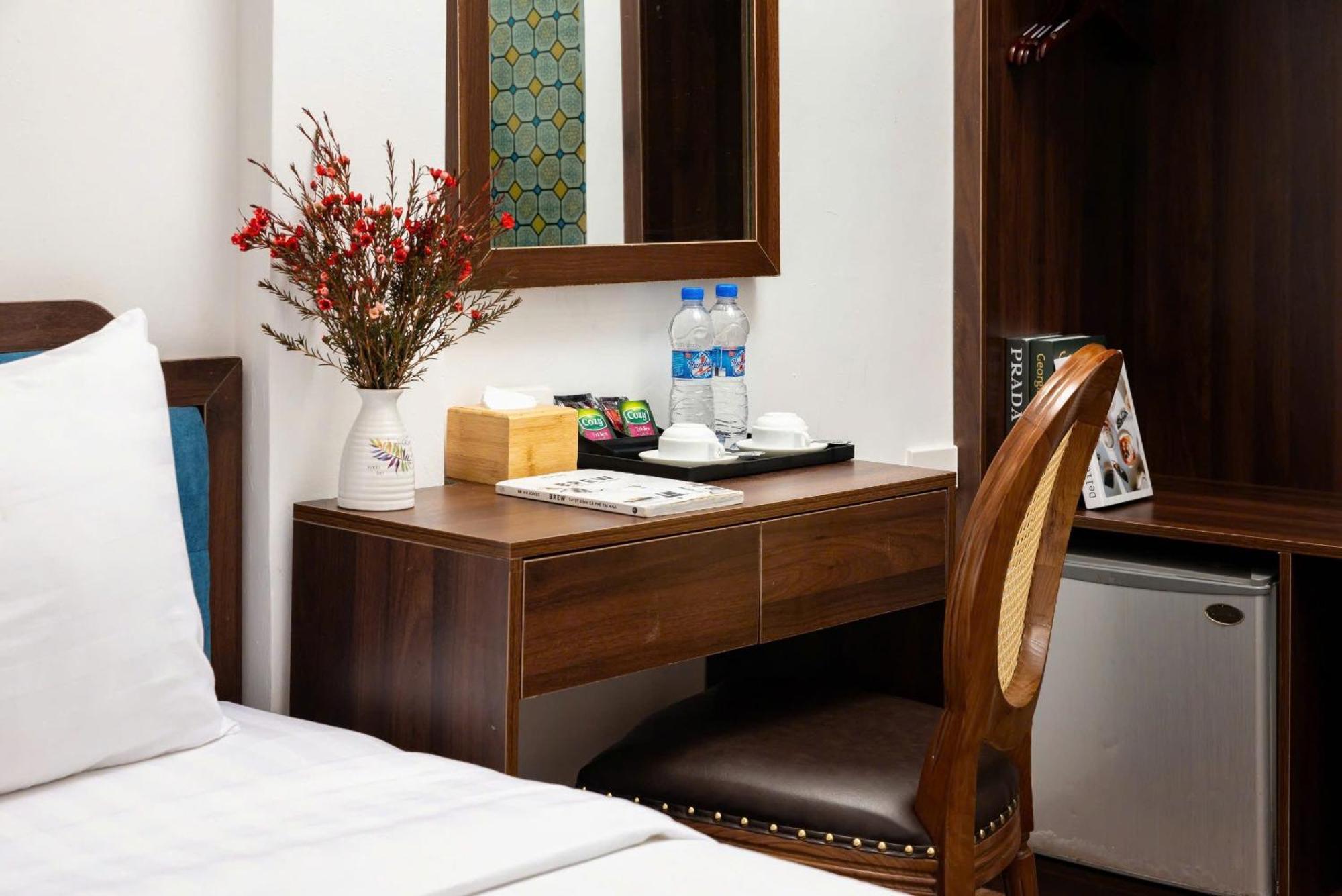 The Ambery Hanoi Boutique Hotel & Travel Exterior photo