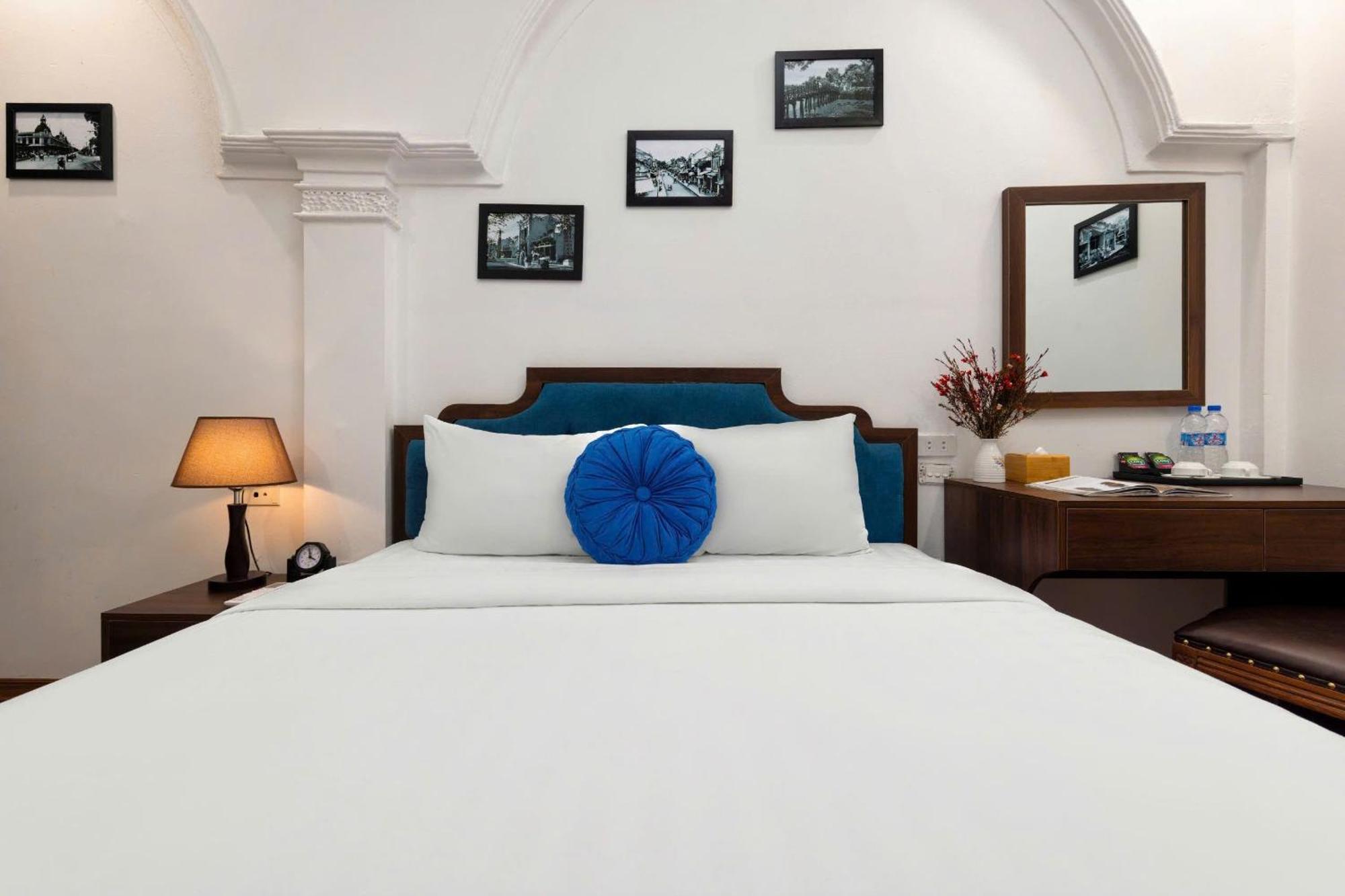 The Ambery Hanoi Boutique Hotel & Travel Exterior photo